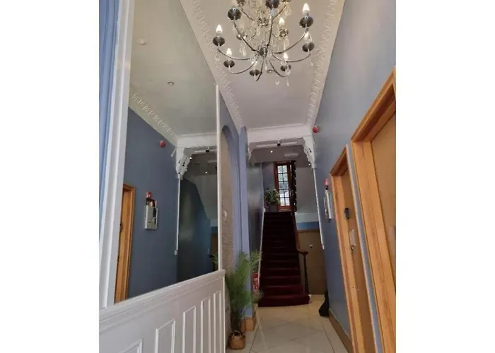 F407-4Th Flr Studio For 2 Near Hyde Park