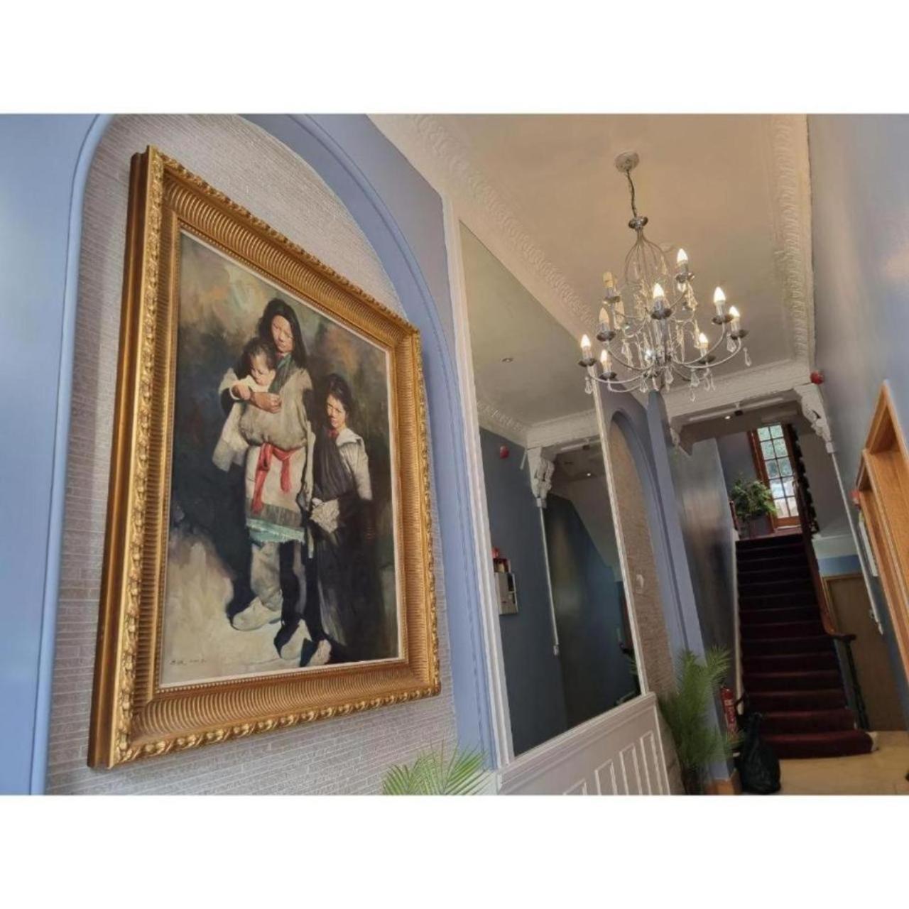 F407-4th Flr For 2 Near Hyde Park * Londen